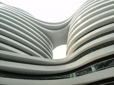 如何區(qū)分單曲鋁板和雙曲鋁板？