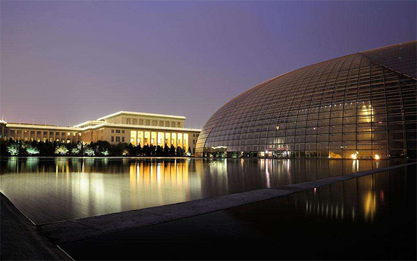 鋁單板在現(xiàn)代社會(huì)有哪些領(lǐng)域在使用