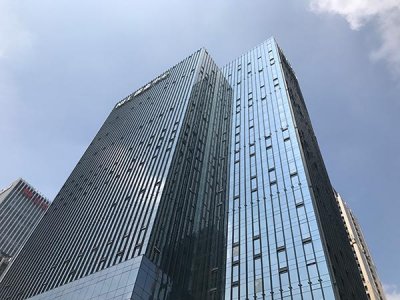 鋁單板的色差及開(kāi)裂、掉漆現(xiàn)象，是怎樣形成的