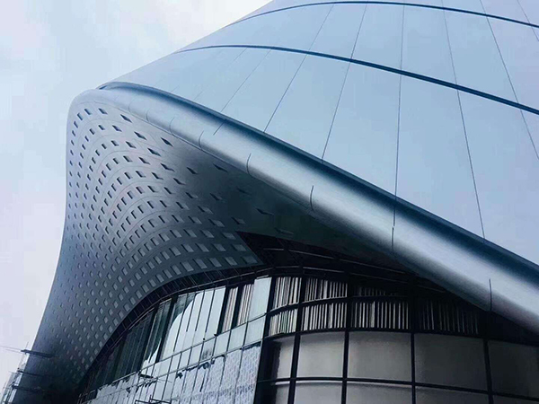 昕泰雙曲鋁單板.jpg